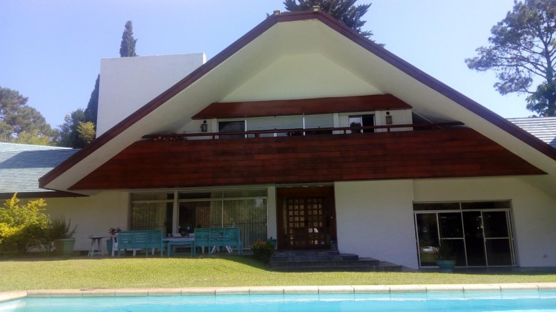 Imponente Casa en Venta, Aidy Grill | PROP1007