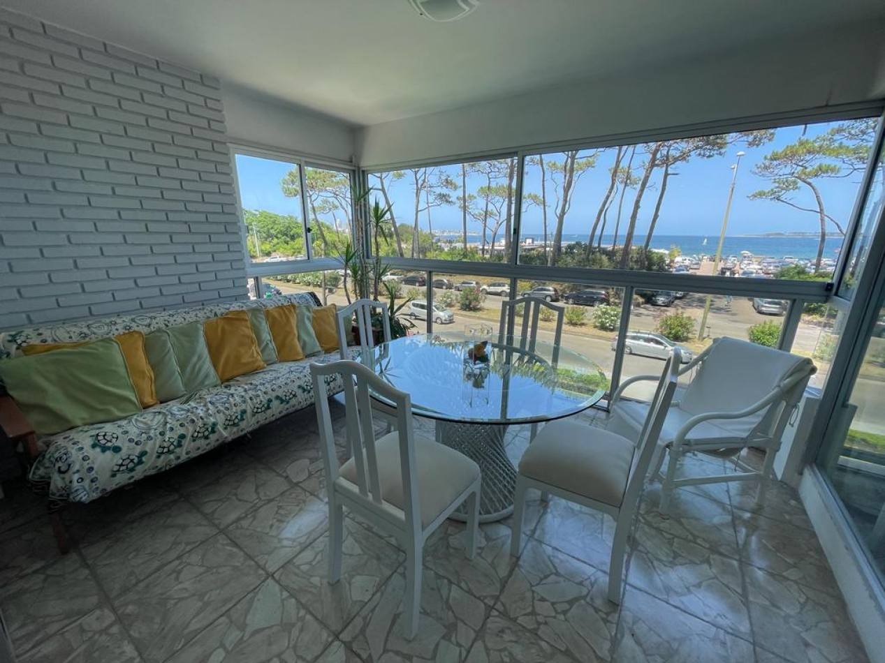 Unidad primera linea playa mansa 3 dormitorios en venta, vista directa al mar 