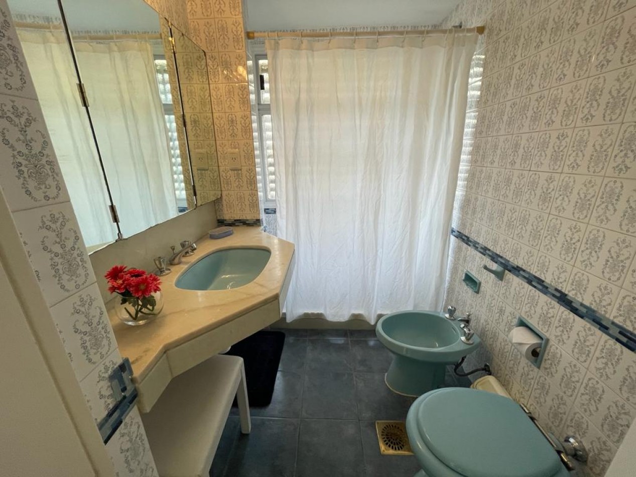 Unidad primera linea playa mansa 3 dormitorios en venta, vista directa al mar 