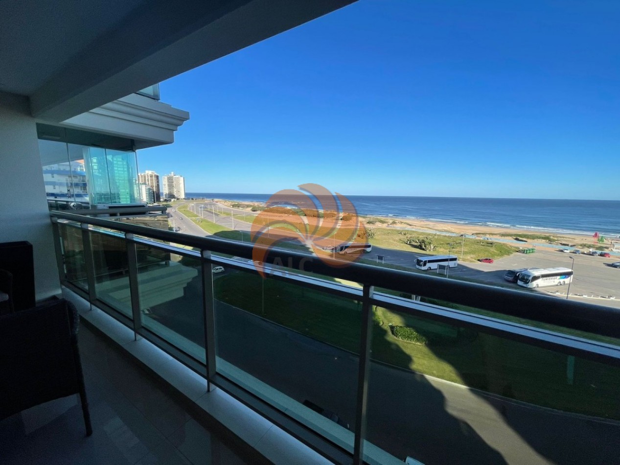 Apartamento en Imperiale 3 dormitorios con vista al mar