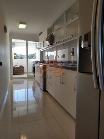 Venta apartamento 3 dormitorios en Playa Mansa - Punta del Este