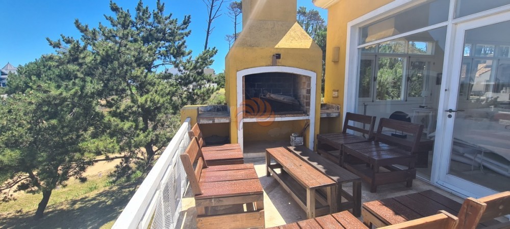 Casa en Laguna Blanca. Venta, Alquiler Anual y Temporal.